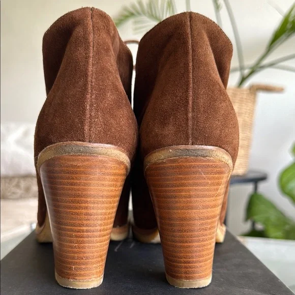 Ralph Lauren Purple Label Brown Heeled Boots - Picture 4 of 12